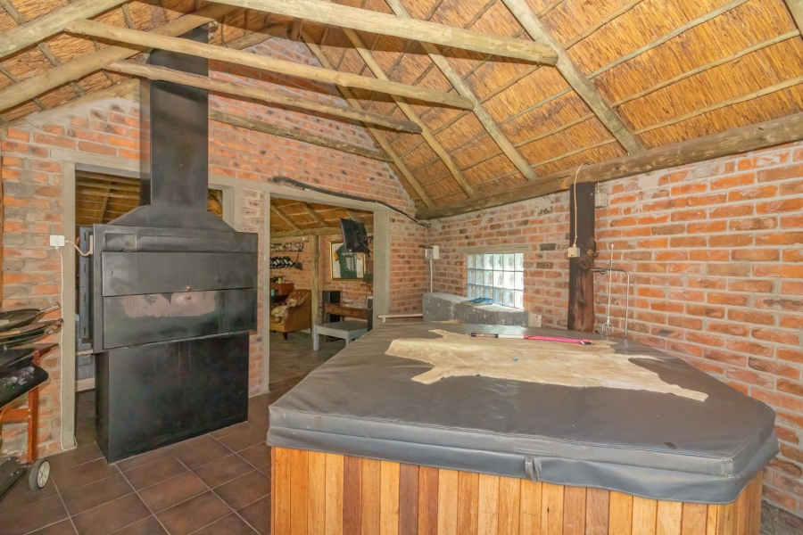 6 Bedroom Property for Sale in Panorama Free State